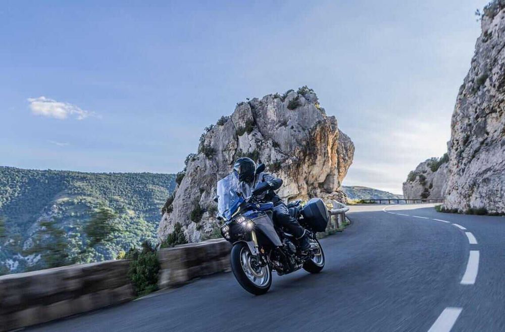 Yamaha Tracer 9 GT+ Y-AMT 2026