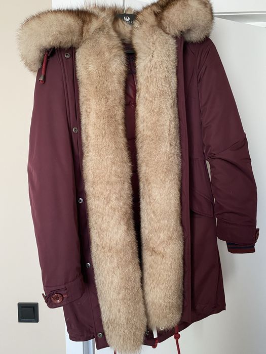 Жіноча зимова парка з натуральним хутром