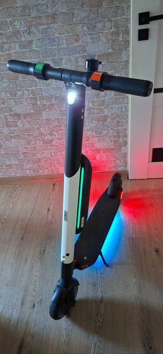 Hulajnoga elektryczna Segway ES4 Professional