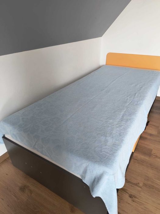 Łóżko dziecięce/młodzieżowe  90/200