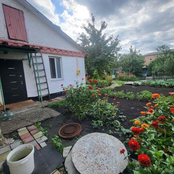 Продаж частину будинку, Піонерська.