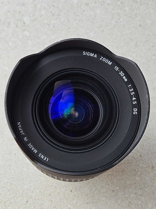 Sigma 15-30mm f/3.5-4.5 DG EX Asph. IF Ultra-Wide Zoom para Nikon