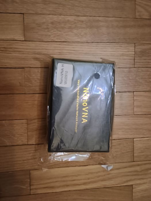 Векторний аналізатор NanoVNA-H, 10KHz ~ 1.5GHz , у корпусі