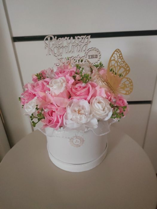 Flower box  M średnia  komunia Święta IHS