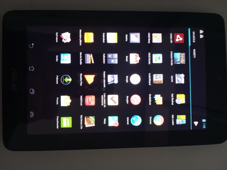 Tablet Asus prawie nieużywany.