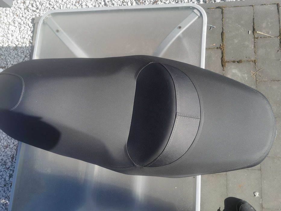 Yamaha X-MAX ,TRICITY 125,300,Kanapa siedzenie16-20