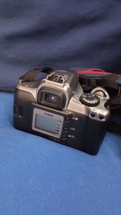 Aparat Canon EOS 3000V