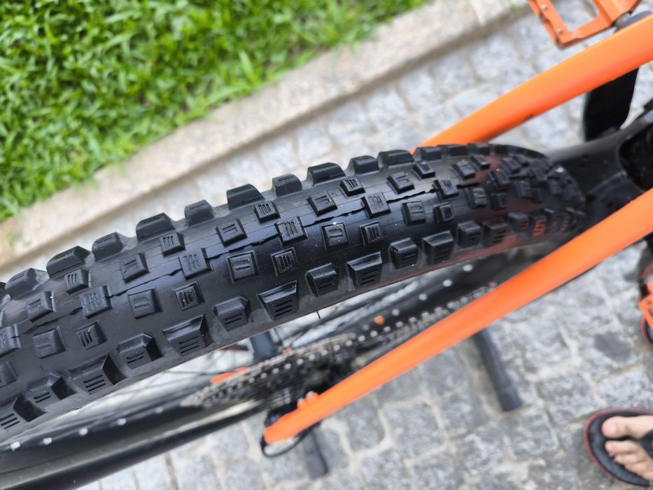 Bicicleta elétrica KTM macina