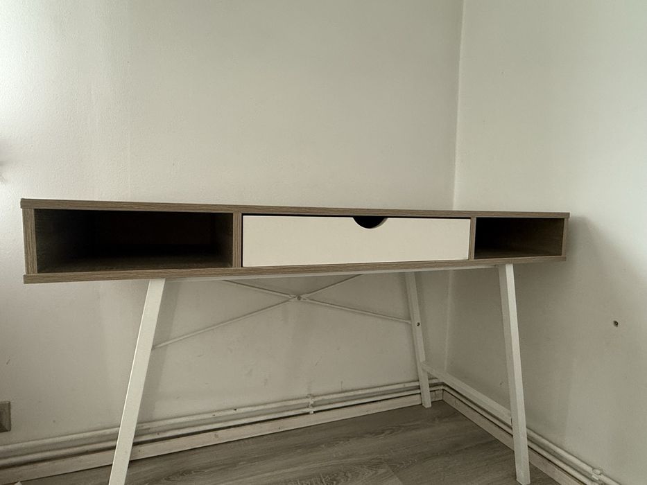 Biurko jysk biały/dąb