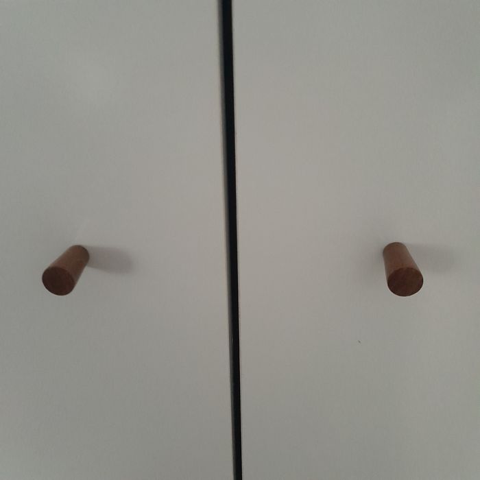 Sprzedam szafę kolor biały