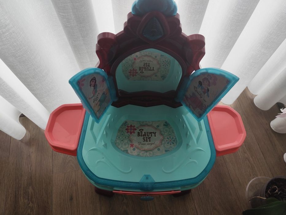 Toucador de criança