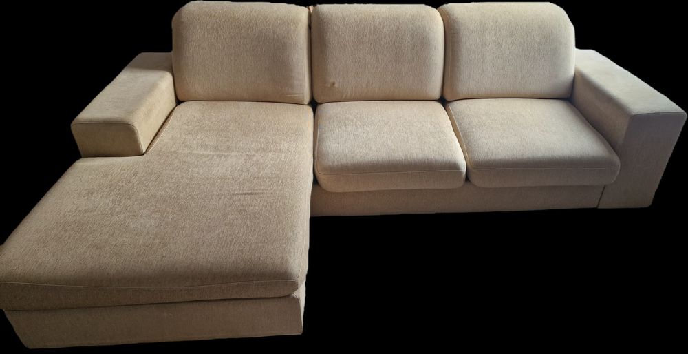 Sofa com chaise em óptimo estado .