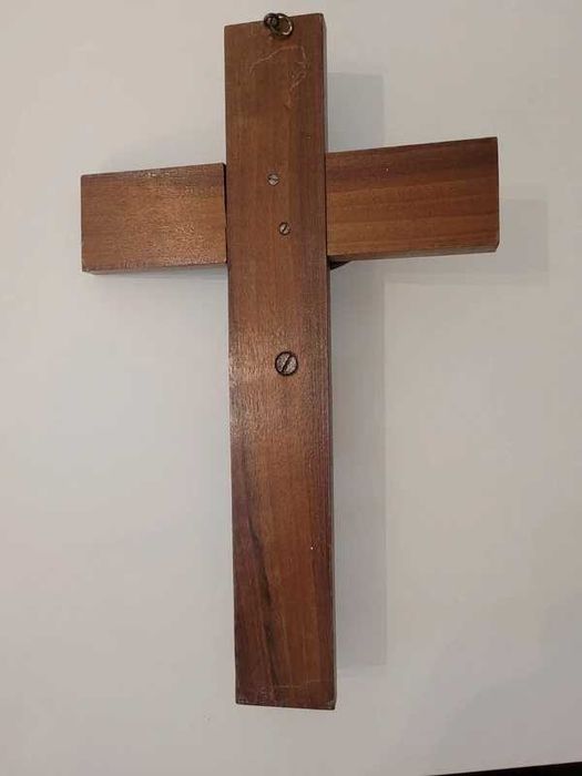 Crucifixo Parede - Madeira e Metal – 35×22 cm