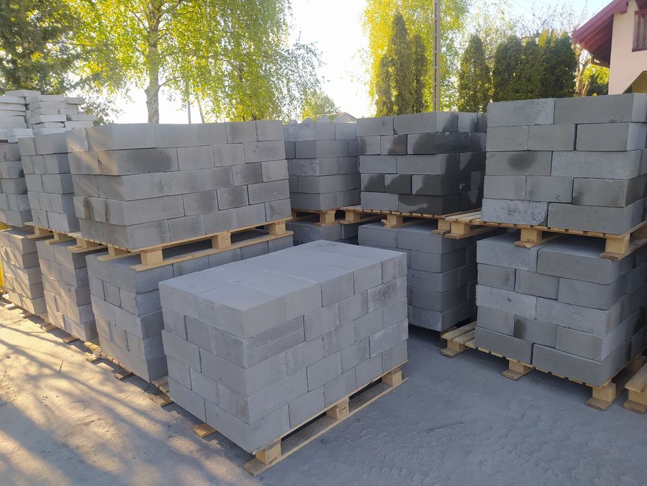 Bloczki fundamentowe, kregi betonowe, dekle/ pokrywy beton towarowy