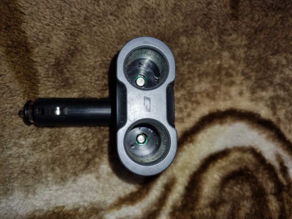 Ladowarka samochodowa