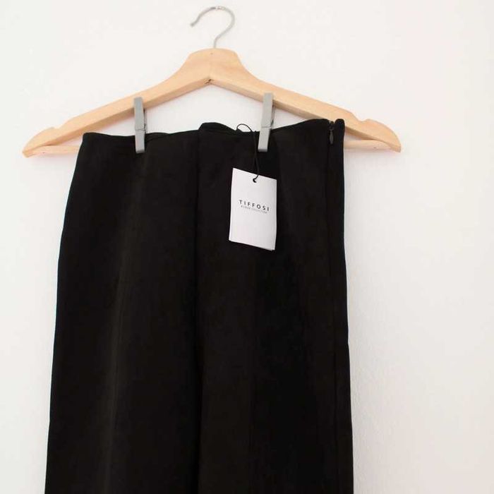 Calças pretas Slim Fit em camurça da Tiffosi