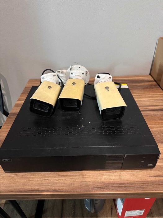 Zestaw monitoringu Ipox pro rejestrator kamery