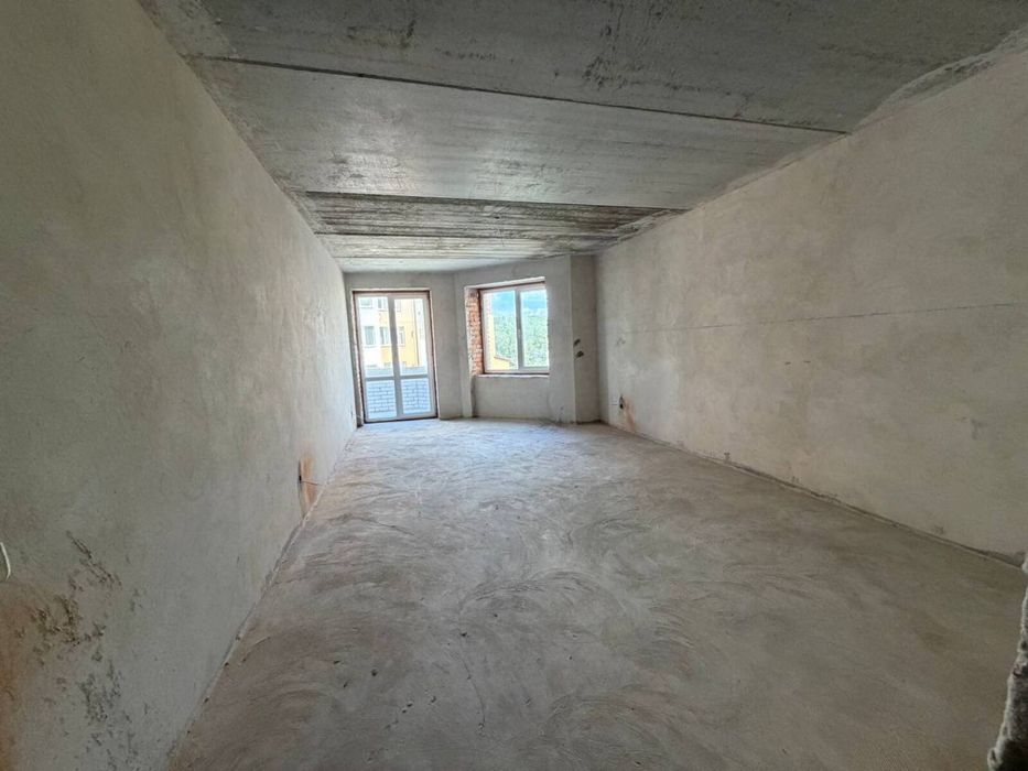Продаж 3 км.квартири вул.Вербицького