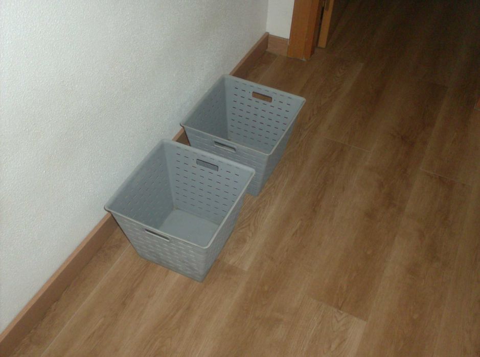 Paper Basket.64751072382465122