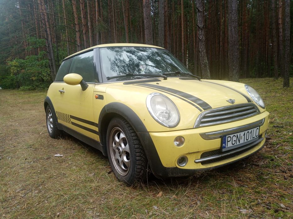 Mini Cooper  1.6 benzyna