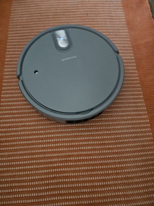 Robô aspirador novo