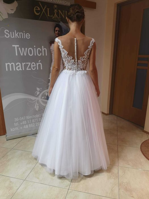 Piękna suknia ślubna