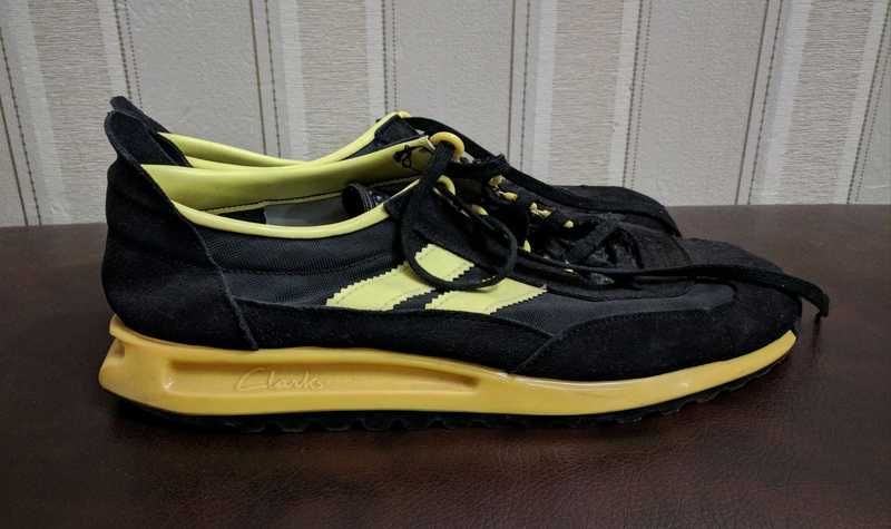 Стильные салатово-чёрные кеды Clarks с твердой подошвой, 43 размер.