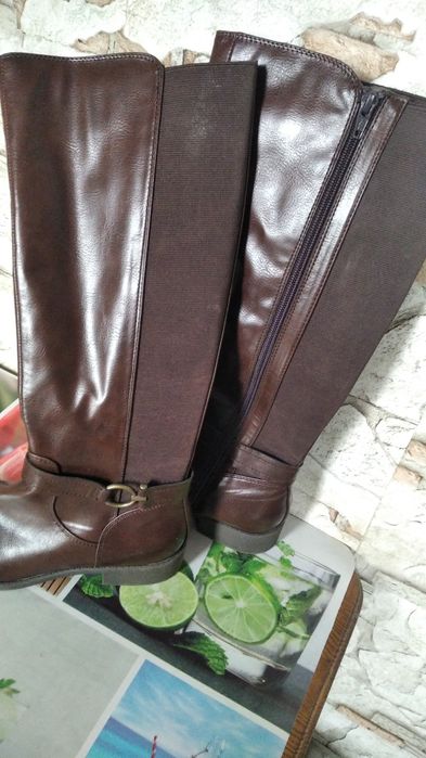 Нові жіночі сапоги