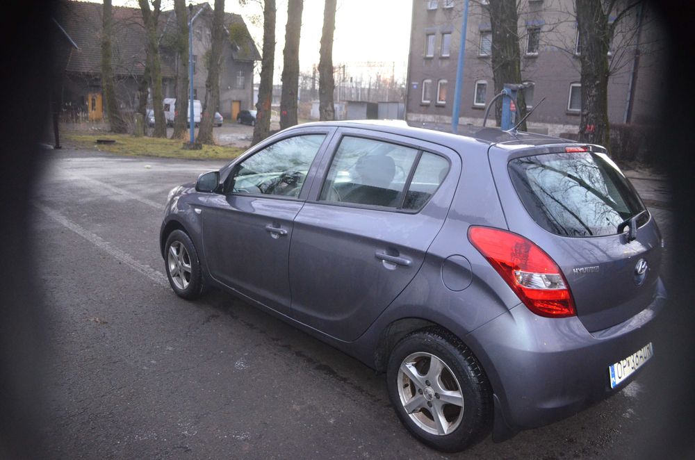 HYUNDAI  I20 2010 R.