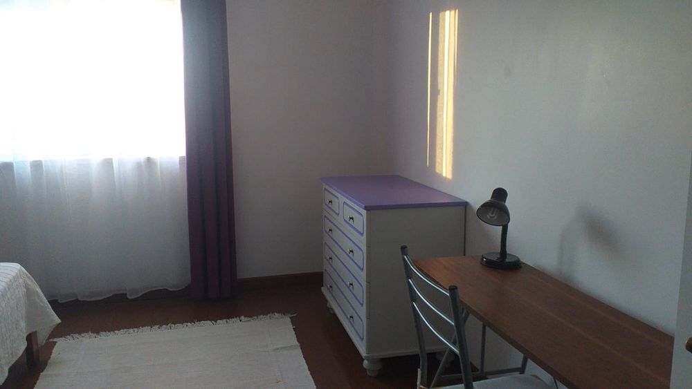 2 Quartos para arrendar em Pousos, Leiria (entrada a partir de Julho)