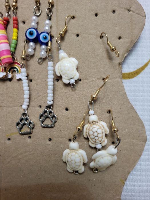 Kolczyki 10 par  robione przez córke 18zlotych