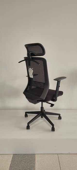 Fotel biurowy, ergonomiczny, regulowany, krzesło do biura, biurka ASOS | WYPRZEDAŻ EKSPOZYCJI