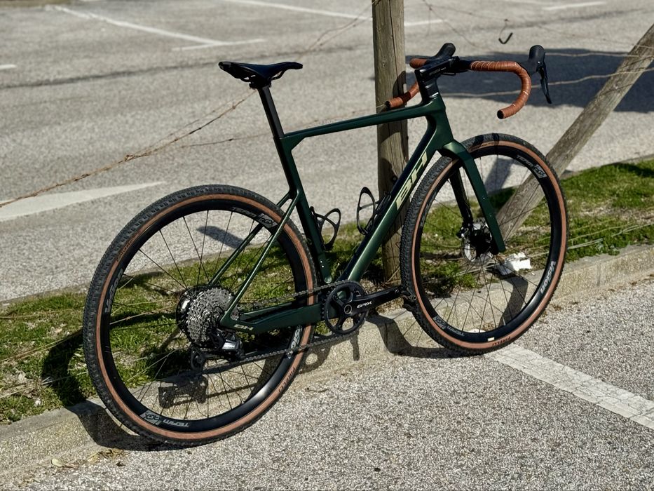 Bicicleta BH Gravelx R 3.5