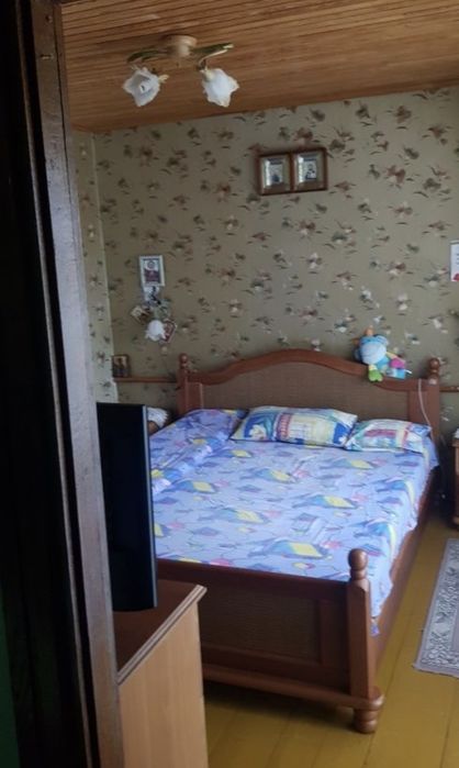 Частина будинку в Луків