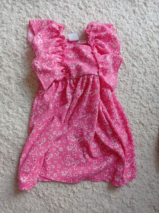 Сукня на дівчинку