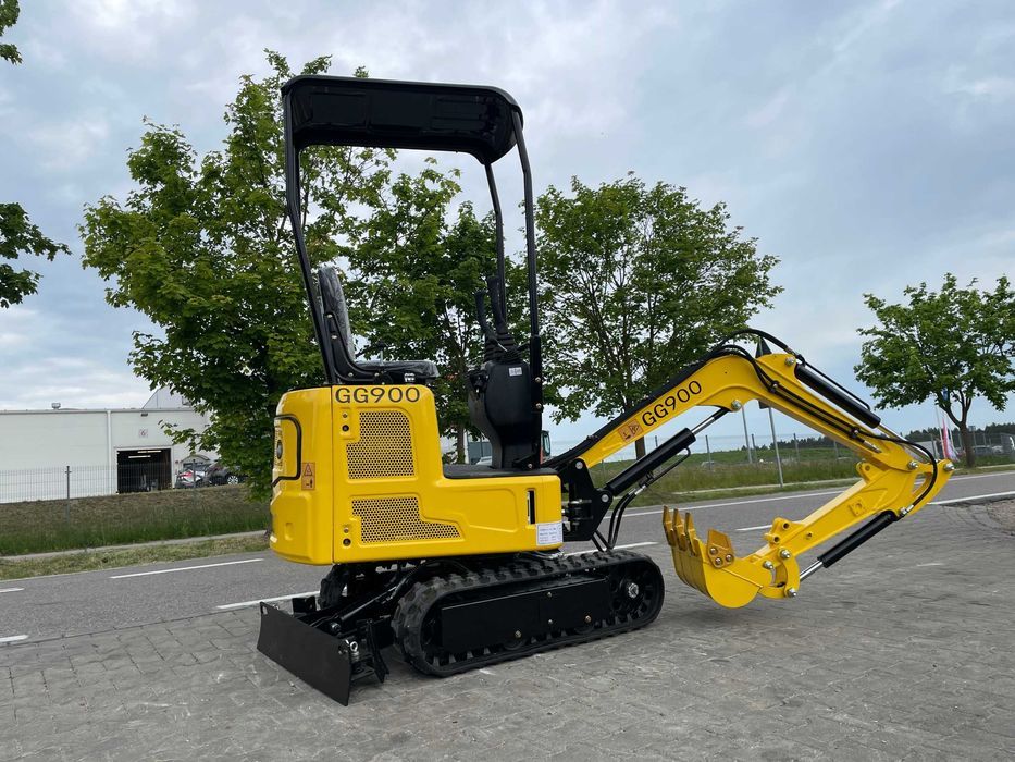 Nowa minikoparka Gunter Grossmann GG900. Silnik Kubota