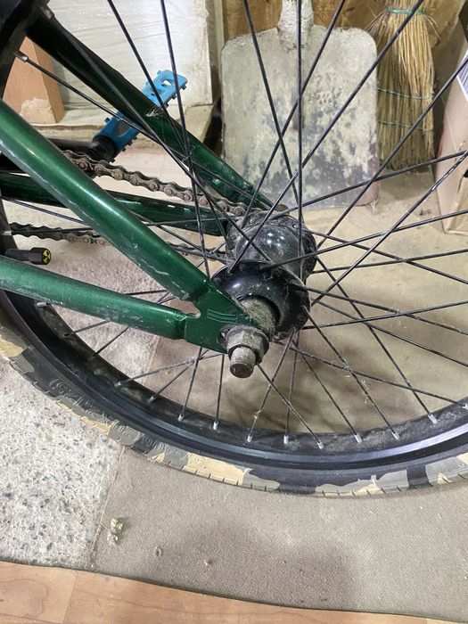 Продам BMX(комплит Stolen (столен) )