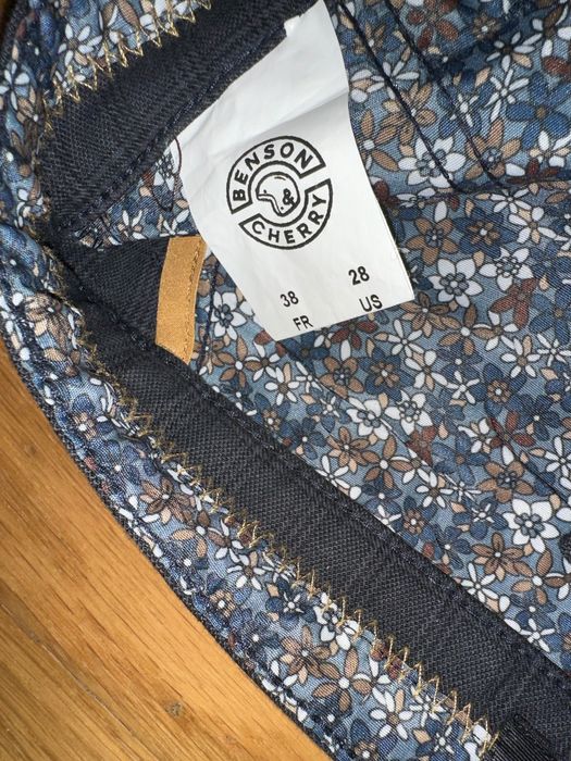 Продам брюки Benson & Cherry, р. 28.