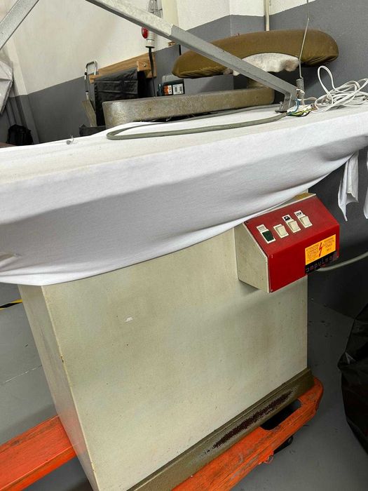 Prensas Engomar C/ Aspiração Semi-Nova