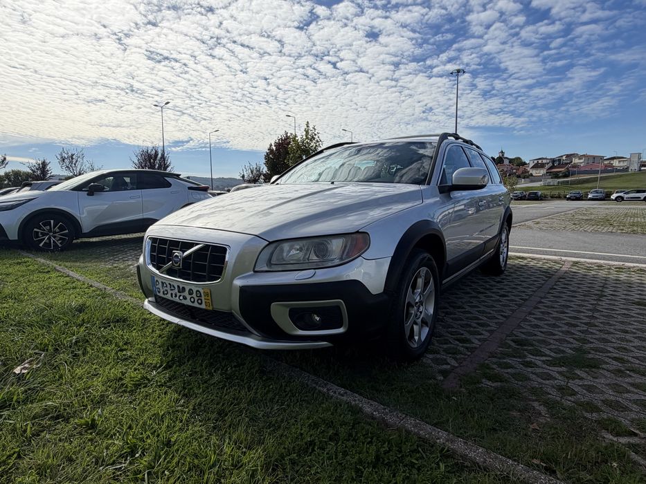 VOLVO XC70  -  D5