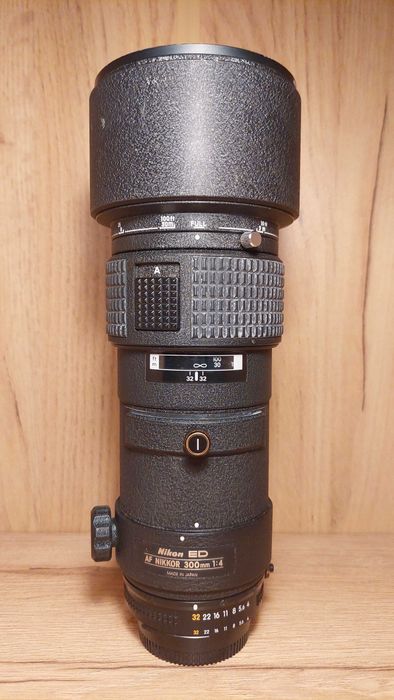 Obiektyw Nikon ED AF Nikkor 300mm 1:4