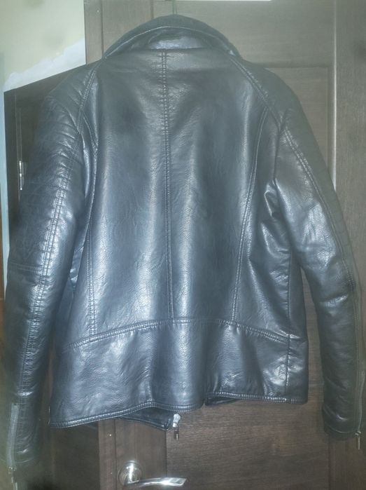 Продається куртка шкіряна зимова