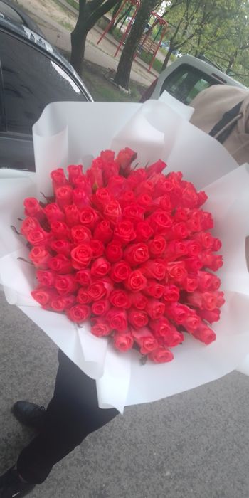 Букет 101 троянди одразу з теплиці • Доставка квітів • Квіти •