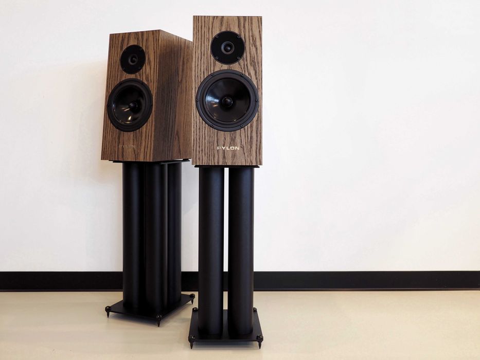 Pylon Audio Diamond Monitor 18 MKII kolumny podstawkowe nowe