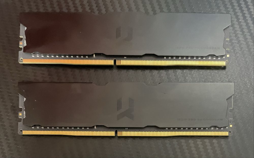 Оперативна памʼять DDR4 IRDM 2x16gb