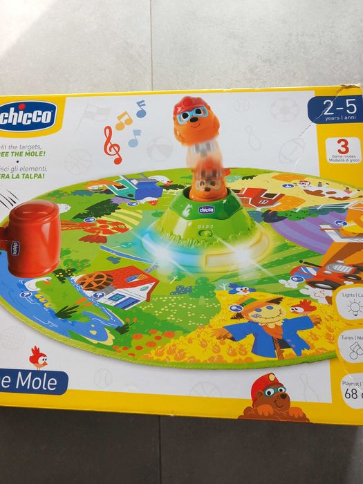 Brinquedo. Tapete musical Chico