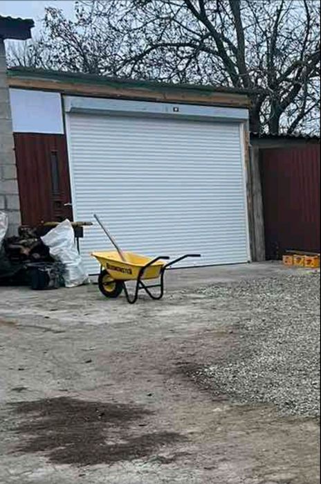 Ролета на гараж. Ролет б/у .ш3200х2500в Ролетные ворота, ролокасета.,