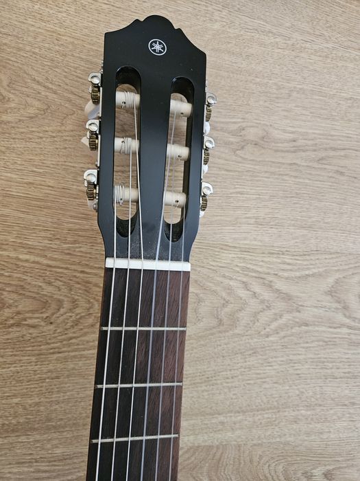 Yamaha C40 BL - Como nova