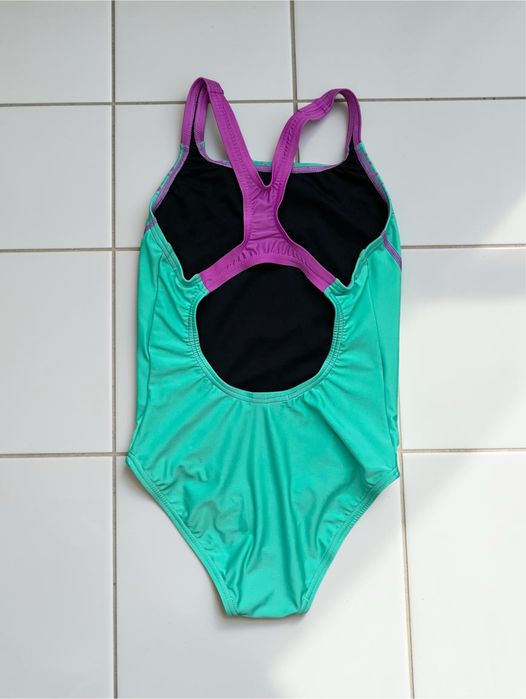 Новий суцільний купальник Speedo оригінал для дівчинки 13-14 років