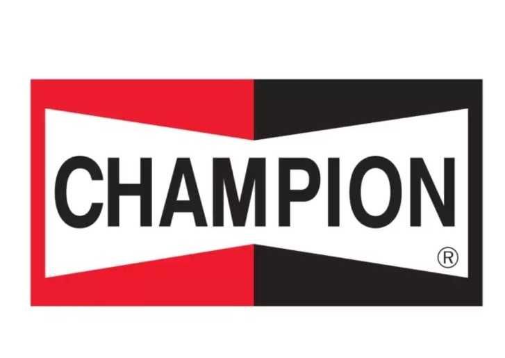 Cвечи зажигания Сhampion .